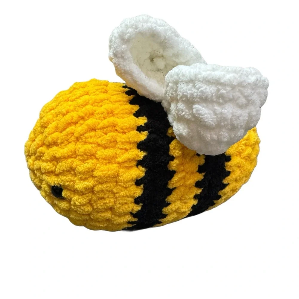 Bumble Bee Soft Stuffed Chunky Crochet Plushie 7